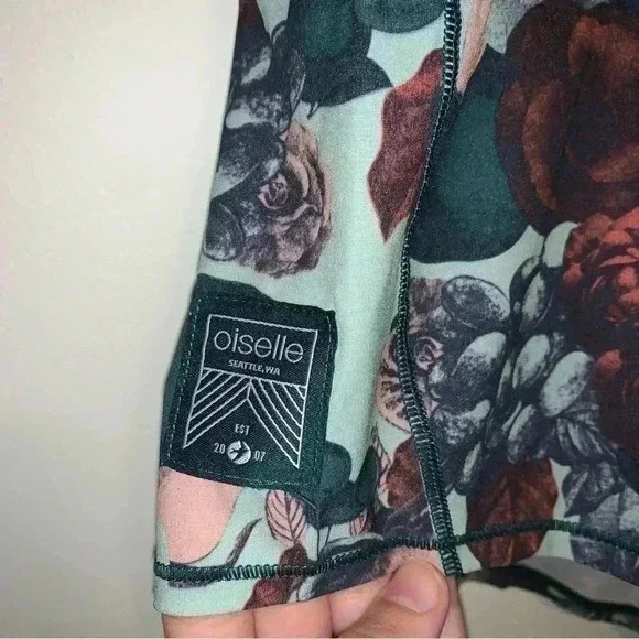 Women's Oiselle Special Edition Roga Lined Running Shorts Floral Size 10 - Picture 4 of 11